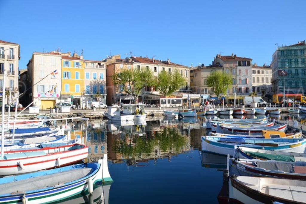 Blue Summer Vibes For 4p, Ac, Balcony, Parking, At 50m, Access -4 La Ciotat